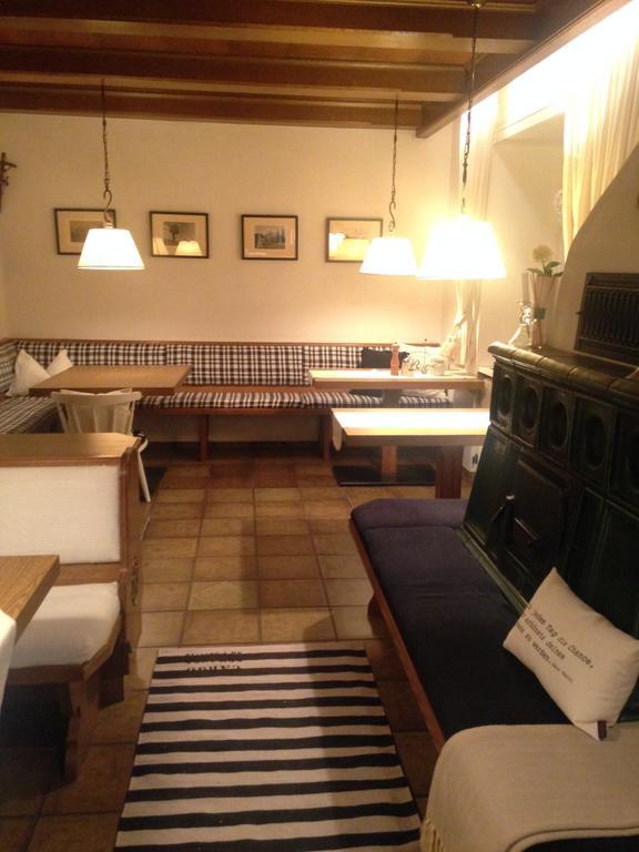 Haus Tirolerland Hotel Oetz Buitenkant foto